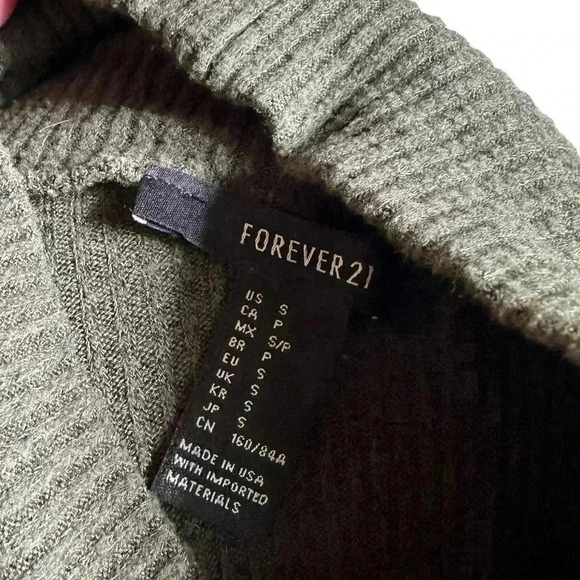 Forever 21 green keyhole mock neck sweater Size S rayon polyester spandex - Picture 4 of 4
